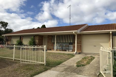 Property photo of 1 Kenny Close St Helens Park NSW 2560