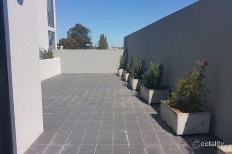 Property photo of 4/3-17 Queen Street Campbelltown NSW 2560