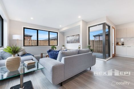 Property photo of 59 Deoro Parade Clyde North VIC 3978