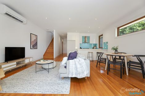 Property photo of 2/11 Magnolia Street Oak Park VIC 3046
