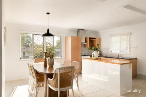 Property photo of 9 Kendrey Street Stafford Heights QLD 4053