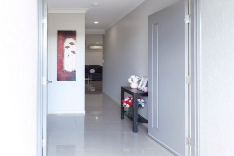 Property photo of 3 Hillary Drive Smithfield QLD 4878