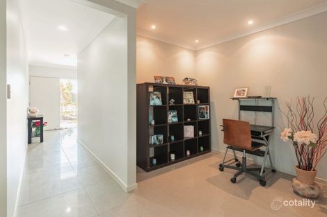 Property photo of 3 Hillary Drive Smithfield QLD 4878