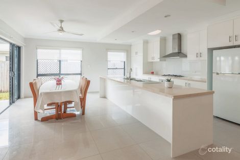 Property photo of 3 Hillary Drive Smithfield QLD 4878