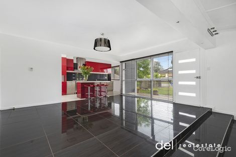 Property photo of 1/7 Koonalda Grove Dandenong North VIC 3175