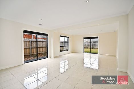 Property photo of 18 Chettam Street Epping VIC 3076