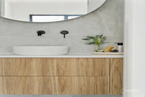 Property photo of 3 Gillian Place Punchbowl NSW 2196