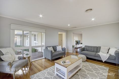 Property photo of 9 Hendriks Court Highton VIC 3216