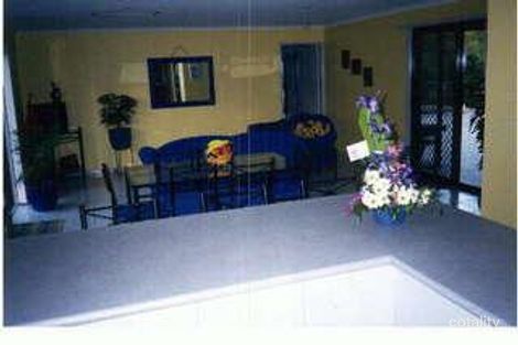 Property photo of 15 Clarence Drive Helensvale QLD 4212