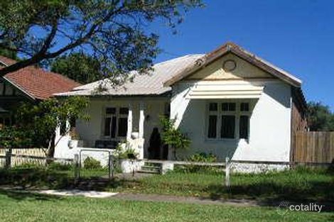 4 Waratah St, Canterbury, NSW 2193