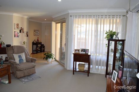 Property photo of 2/24 Carnarvon Circuit East Maitland NSW 2323