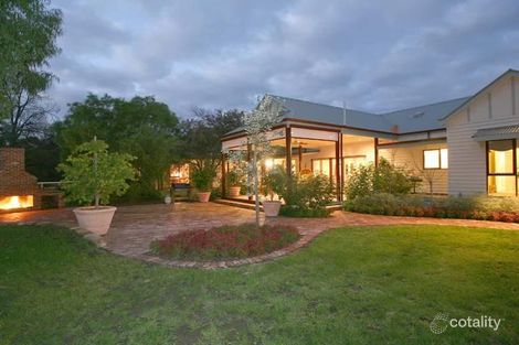 Property photo of 5 Desmond Court Beaconsfield VIC 3807