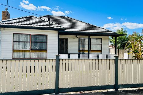 Property photo of 2 Vincent Avenue St Albans VIC 3021