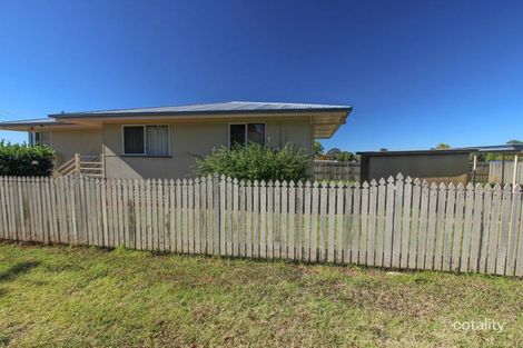 Property photo of 10 McMahon Crescent Newtown QLD 4350