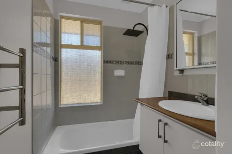 Property photo of 50 Minigwal Loop Waikiki WA 6169