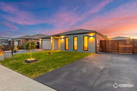 Property photo of 28 Diamond Drive Koo Wee Rup VIC 3981