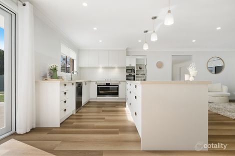 Property photo of 7 Binnari Avenue Orange NSW 2800