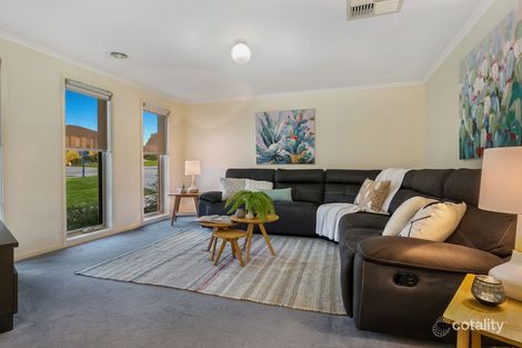 Property photo of 3 Madisson Crescent Carrum Downs VIC 3201