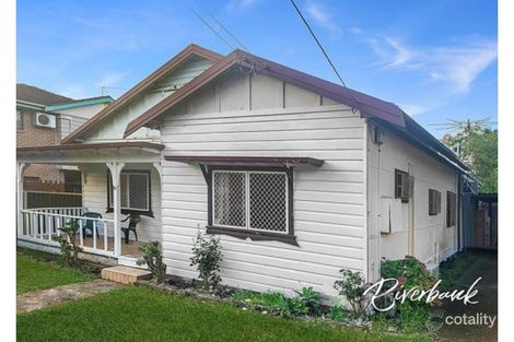 15 Lansdowne St, Merrylands, NSW 2160