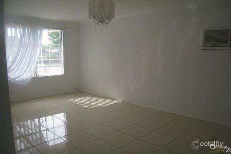 Property photo of 28 Condello Crescent Edensor Park NSW 2176