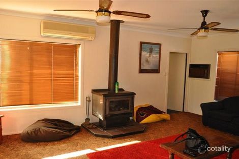 Property photo of 19 Queen Street Forbes NSW 2871