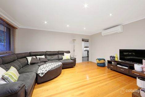 Property photo of 5 Silverton Drive Ferntree Gully VIC 3156