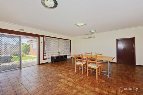 Property photo of 50 Oberon Avenue St Albans VIC 3021