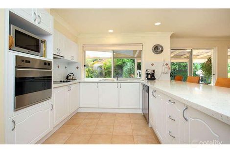 Property photo of 33 Grandview Place Carindale QLD 4152
