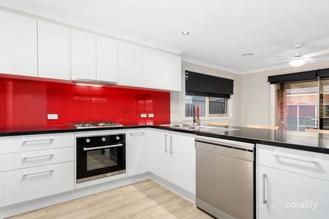 Property photo of 63 Pinnacle Drive Pakenham VIC 3810