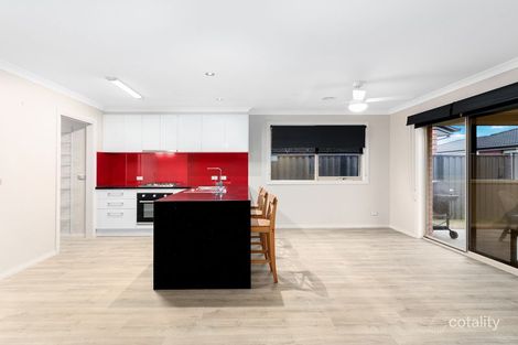 Property photo of 63 Pinnacle Drive Pakenham VIC 3810