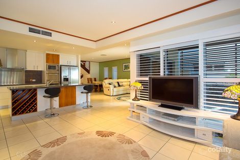 Property photo of 117/8 Spinnaker Drive Sandstone Point QLD 4511