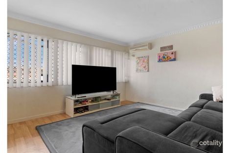 Property photo of 1/845 Logan Road Holland Park West QLD 4121