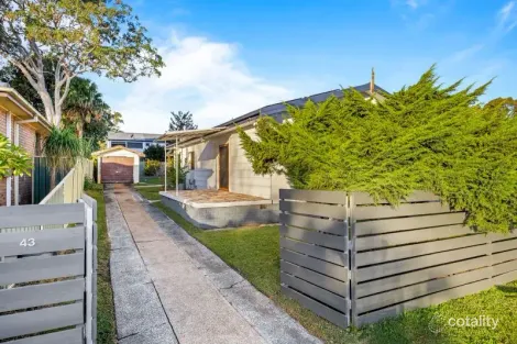 Property photo of 43 Manoa Road Budgewoi NSW 2262