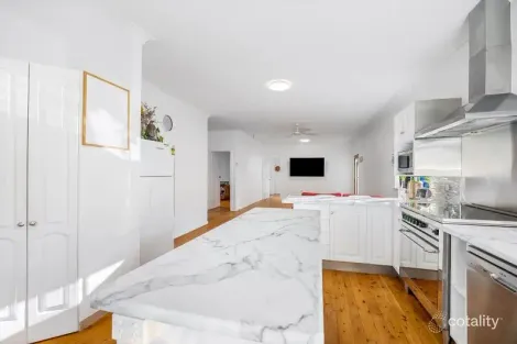 Property photo of 43 Manoa Road Budgewoi NSW 2262