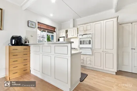 Property photo of 35 Avondale Road Morwell VIC 3840