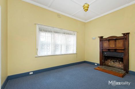 Property photo of 58 Mountain View Parade Rosanna VIC 3084