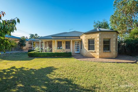 Property photo of 2 Abbey Court Gisborne VIC 3437