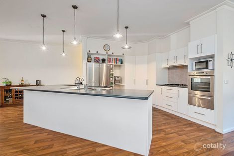 Property photo of 2 Abbey Court Gisborne VIC 3437