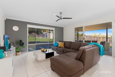 Property photo of 11 Angourie Crescent Pacific Pines QLD 4211