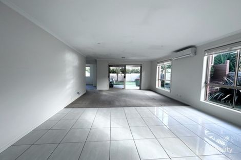 Property photo of 15 Andrew Road Truganina VIC 3029