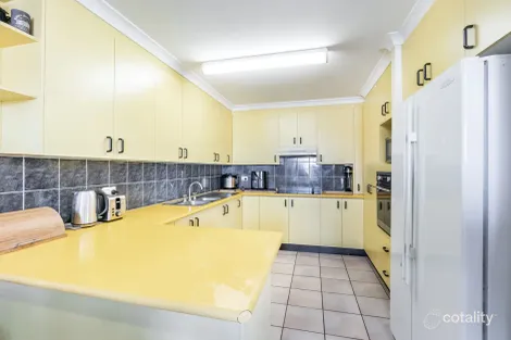 Property photo of 2/67 Witonga Drive Yamba NSW 2464