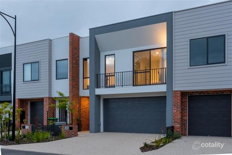 Property photo of 7 Penzance Circuit Glendalough WA 6016