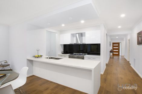 Property photo of 3 Nelse Way Werribee VIC 3030