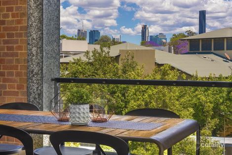 Property photo of 320/88 Macquarie Street Teneriffe QLD 4005