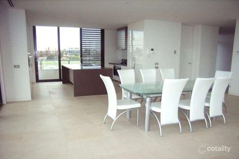 Property photo of 9 First Point Port Melbourne VIC 3207