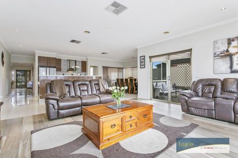 Property photo of 35 Border Boulevard Sunbury VIC 3429