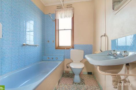 Property photo of 77 Queen Street Lake Illawarra NSW 2528