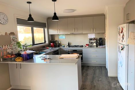 Property photo of 27 Lawrence Street Castlemaine VIC 3450