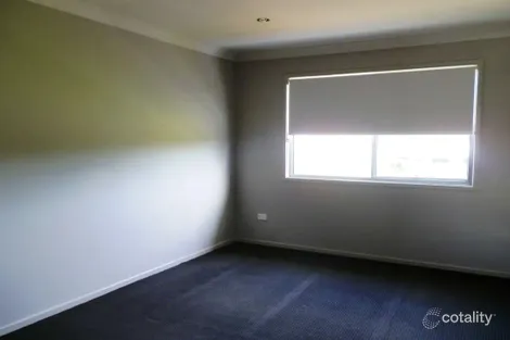 Property photo of 5/44 Kassidy Drive Emerald QLD 4720