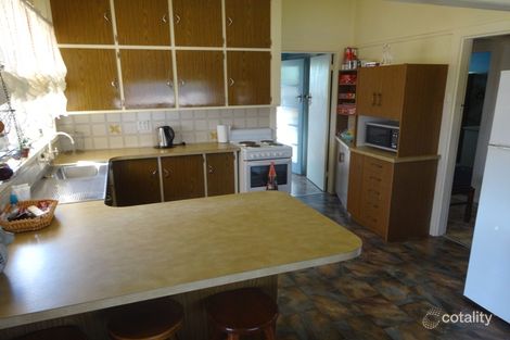 Property photo of 10 Banksia Avenue Leeton NSW 2705